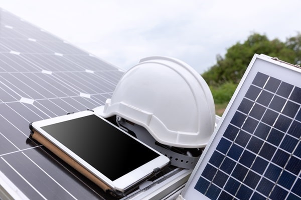 Inteligência Artificial e manutenção de painel solar